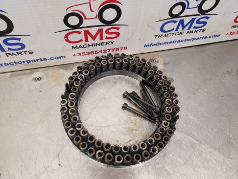 Claas Scorpion 736, 732, 741, 746, 635, 1033 Brake Spring Retainer 0019216090 - Деталі гальмівної системи: фото 2 Claas Scorpion 736, 732, 741, 746, 635, 1033 Brake Spring Retainer 0019216090 - Деталі гальмівної системи: фото 2