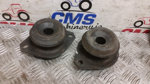 Fiat F140, F100, F110, F115, F120, F Series Elasting Mountings, Pair 5156688 - Підвіска кабіни в категорії Трактори: фото 1 Fiat F140, F100, F110, F115, F120, F Series Elasting Mountings, Pair 5156688 - Підвіска кабіни в категорії Трактори: фото 1