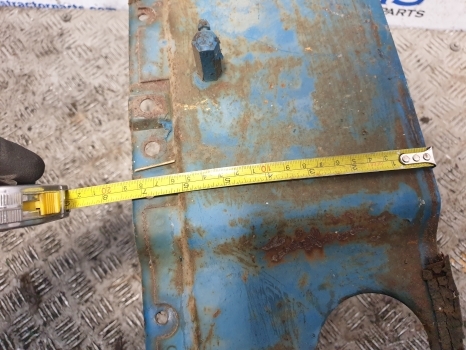 Ford 10 Series Ap Cab Bonnet Panel Front Of Cab - Капот в категорії Трактори: фото 4 Ford 10 Series Ap Cab Bonnet Panel Front Of Cab - Капот в категорії Трактори: фото 4