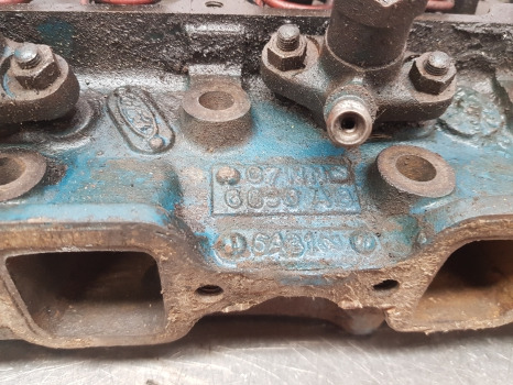 Ford 3000, 2000, 3000 Engine Cylinder Head C7nn6049ab, D0nn9f593a - Головка блоку в категорії Сільськогосподарська техніка: фото 3 Ford 3000, 2000, 3000 Engine Cylinder Head C7nn6049ab, D0nn9f593a - Головка блоку в категорії Сільськогосподарська техніка: фото 3