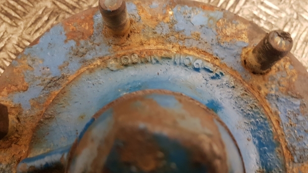 Ford 4000 Original Hub - Маточина в категорії Трактори: фото 5 Ford 4000 Original Hub - Маточина в категорії Трактори: фото 5