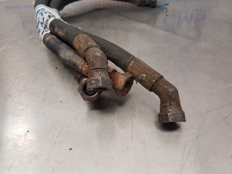 Ford 4630 Hose Steering Motor Tube Assy E8nn3n791ab, E8nn3a719aa, 83989928 - Шланг рульового управління в категорії Трактори: фото 3 Ford 4630 Hose Steering Motor Tube Assy E8nn3n791ab, E8nn3a719aa, 83989928 - Шланг рульового управління в категорії Трактори: фото 3