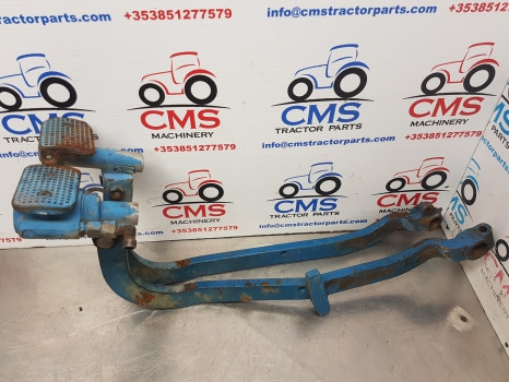 Ford 5000. 6600, 7000 Brake Pedal With Air Brake Cylinder Pair 338020106 - Педаль в категорії Сільськогосподарська техніка: фото 1 Ford 5000. 6600, 7000 Brake Pedal With Air Brake Cylinder Pair 338020106 - Педаль в категорії Сільськогосподарська техніка: фото 1