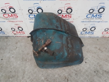 Ford 7600 Fuel Tank Q Cab D5nn9002g, 83906888 - Паливний бак в категорії Трактори: фото 4 Ford 7600 Fuel Tank Q Cab D5nn9002g, 83906888 - Паливний бак в категорії Трактори: фото 4