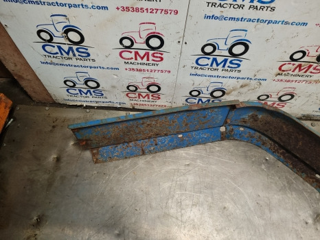 Ford 7840, 6640, 40 Series, Cab Mudguard Pair 82003106, 82003105 - Крило: фото 5 Ford 7840, 6640, 40 Series, Cab Mudguard Pair 82003106, 82003105 - Крило: фото 5