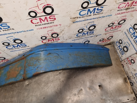 Ford 7840, 6640, 40 Series, Cab Mudguard Pair 82003106, 82003105 - Крило: фото 3 Ford 7840, 6640, 40 Series, Cab Mudguard Pair 82003106, 82003105 - Крило: фото 3