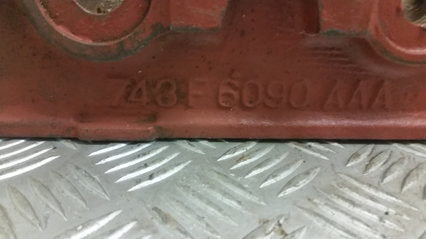 Ford Engine Cylinder Head 743f6090aaa - Головка блоку в категорії Трактори: фото 4 Ford Engine Cylinder Head 743f6090aaa - Головка блоку в категорії Трактори: фото 4