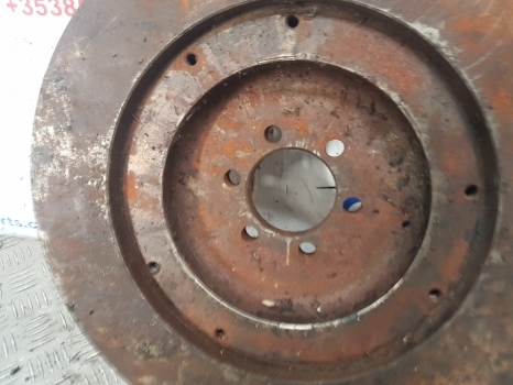 Ford New Holland 40, Ts, 7840, 5640 Engine Flywheel E9nn6375cb, E9nn6375cb - Маховик в категорії Трактори: фото 4 Ford New Holland 40, Ts, 7840, 5640 Engine Flywheel E9nn6375cb, E9nn6375cb - Маховик в категорії Трактори: фото 4