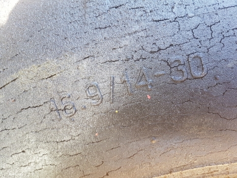 Ford Rear Wheel And Tyre 16.9/14-30 - Колесо в категорії Трактори: фото 2 Ford Rear Wheel And Tyre 16.9/14-30 - Колесо в категорії Трактори: фото 2