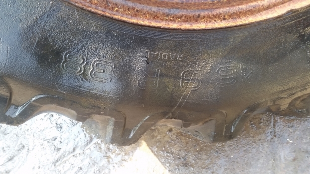 Ford Rear Wheel And Tyre 16.9-38. Please Check By The Photos. - Колесо в категорії Трактори: фото 3 Ford Rear Wheel And Tyre 16.9-38. Please Check By The Photos. - Колесо в категорії Трактори: фото 3