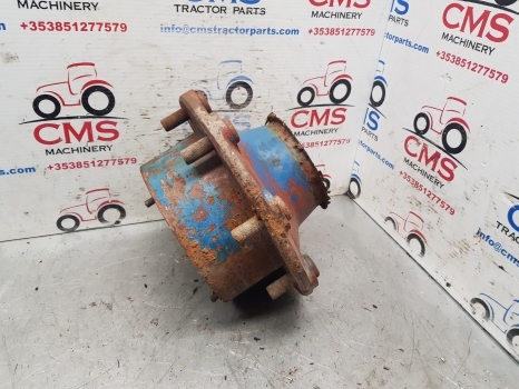 Ford Tw 20 Front Axle Hub Bolt Plate 4468453013, 4468453013, Zp1927708 - Маточина в категорії Трактори: фото 3 Ford Tw 20 Front Axle Hub Bolt Plate 4468453013, 4468453013, Zp1927708 - Маточина в категорії Трактори: фото 3