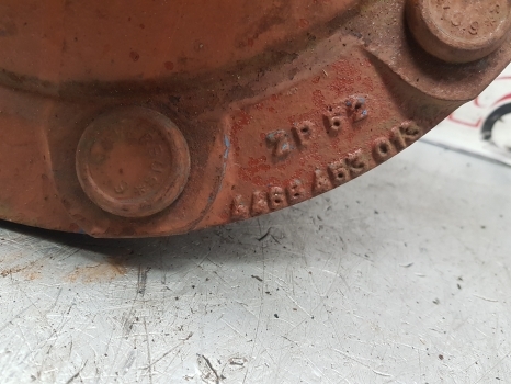 Ford Tw 20 Front Axle Hub Bolt Plate 4468453013, 4468453013, Zp1927708 - Маточина в категорії Трактори: фото 2 Ford Tw 20 Front Axle Hub Bolt Plate 4468453013, 4468453013, Zp1927708 - Маточина в категорії Трактори: фото 2