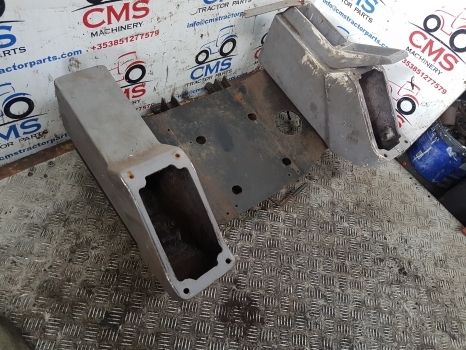 Hyundai Robex 130lc-3, R130lc3, R130w3 Control Panel Assy 71e6-25032, 71e6-25012 - Кабіна й інтер'єр в категорії Трактори: фото 3 Hyundai Robex 130lc-3, R130lc3, R130w3 Control Panel Assy 71e6-25032, 71e6-25012 - Кабіна й інтер'єр в категорії Трактори: фото 3