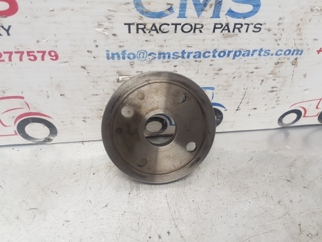Jcb 2cx Front Axle Hub Retaining Plate 453/30305 - Маточина в категорії Екскаватори-навантажувачі: фото 2 Jcb 2cx Front Axle Hub Retaining Plate 453/30305 - Маточина в категорії Екскаватори-навантажувачі: фото 2