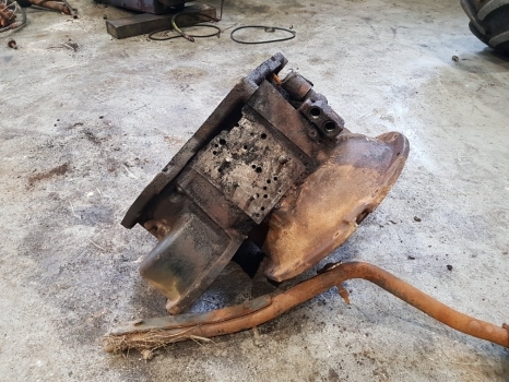 Jcb 531-70 536-70, 536-60, 541-70 Transmission Housing 589/10590, 589/10592 - Коробка передач та запчастини в категорії Навантажувачі телескопічні: фото 4 Jcb 531-70 536-70, 536-60, 541-70 Transmission Housing 589/10590, 589/10592 - Коробка передач та запчастини в категорії Навантажувачі телескопічні: фото 4