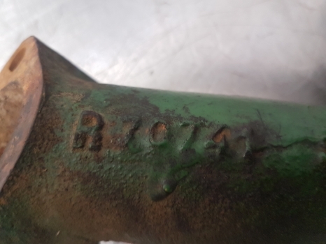John Deere 2130, 2030, 2240 Thermostat Housing Tube R70741, T18074, T20218 - Термостат в категорії Трактори: фото 3 John Deere 2130, 2030, 2240 Thermostat Housing Tube R70741, T18074, T20218 - Термостат в категорії Трактори: фото 3