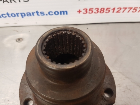 John Deere 2850, 2040s, 2140, 2650, 2755 Input Flange L60078 - Передня вісь в категорії Сільськогосподарська техніка: фото 3 John Deere 2850, 2040s, 2140, 2650, 2755 Input Flange L60078 - Передня вісь в категорії Сільськогосподарська техніка: фото 3