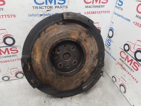 John Deere 3130, 3030, 1830, 2030, 2130 Flywheel At26482, Ar92508 - Маховик в категорії Трактори: фото 4 John Deere 3130, 3030, 1830, 2030, 2130 Flywheel At26482, Ar92508 - Маховик в категорії Трактори: фото 4