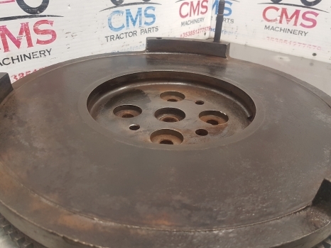John Deere 3350, 2130, 2135, 2355 40, 50 And 55 Series Flywheel Re18678 - Маховик в категорії Трактори: фото 5 John Deere 3350, 2130, 2135, 2355 40, 50 And 55 Series Flywheel Re18678 - Маховик в категорії Трактори: фото 5