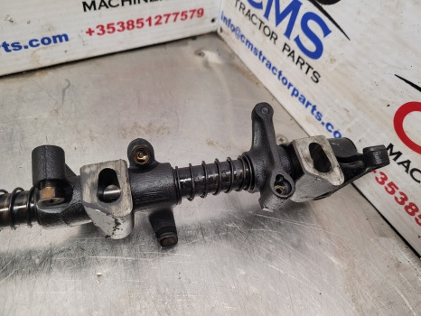 John Deere 6600, 6506 Rocker Shaft Assy R123514, Re508317 - Двигун та запчастини: фото 5 John Deere 6600, 6506 Rocker Shaft Assy R123514, Re508317 - Двигун та запчастини: фото 5