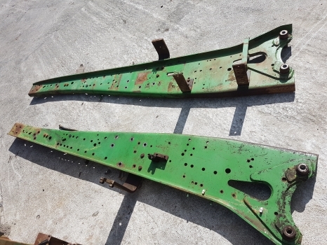 John Deere 6610, 6510, 6605 Premuim Main Frame, Mounting Pair L113352, L113353 - Скло та запчастини в категорії Трактори: фото 1 John Deere 6610, 6510, 6605 Premuim Main Frame, Mounting Pair L113352, L113353 - Скло та запчастини в категорії Трактори: фото 1