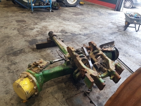 John Deere 6820, 6920 Front Axle Complete Dana Spicer 745/750 Tls L206438 - Передня вісь в категорії Сільськогосподарська техніка: фото 1 John Deere 6820, 6920 Front Axle Complete Dana Spicer 745/750 Tls L206438 - Передня вісь в категорії Сільськогосподарська техніка: фото 1