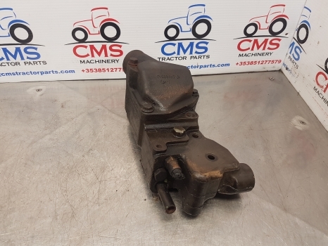 John Deere 7530, 7730, 6630, 6530 Thermostat Housing R522776, R524432 - Термостат в категорії Трактори: фото 3 John Deere 7530, 7730, 6630, 6530 Thermostat Housing R522776, R524432 - Термостат в категорії Трактори: фото 3