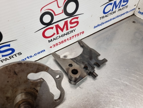 John Deere 7700, 7800, 7810, 7910, Pto Brackets Support Al82581, Re33205 - Трансмісія: фото 4 John Deere 7700, 7800, 7810, 7910, Pto Brackets Support Al82581, Re33205 - Трансмісія: фото 4