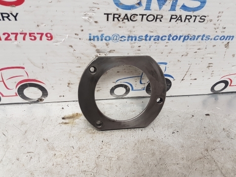 Landini Vision80, 85, 95, 100, 105 Transmission Cover Plate 3660236m1 - Трансмісія в категорії Трактори: фото 2 Landini Vision80, 85, 95, 100, 105 Transmission Cover Plate 3660236m1 - Трансмісія в категорії Трактори: фото 2