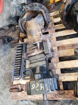 Manitou Mrt 2540 Dana Spicer 212/640 Rear Half Axle Hub Complete Rhs - Задня вісь: фото 1 Manitou Mrt 2540 Dana Spicer 212/640 Rear Half Axle Hub Complete Rhs - Задня вісь: фото 1