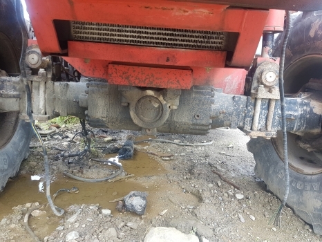 Manitou Mrt2540 Front Axle Dana Spicer 357/212/302 Rhs 729427, 737961, 603817 - Передня вісь в категорії Навантажувачі телескопічні: фото 4 Manitou Mrt2540 Front Axle Dana Spicer 357/212/302 Rhs 729427, 737961, 603817 - Передня вісь в категорії Навантажувачі телескопічні: фото 4