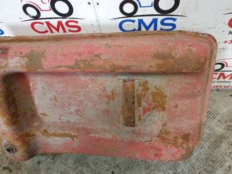 Massey Ferguson 135 Solid Original Fuel Tank 897401m91, 897390m91, 897390m91 - Паливний бак в категорії Трактори: фото 5 Massey Ferguson 135 Solid Original Fuel Tank 897401m91, 897390m91, 897390m91 - Паливний бак в категорії Трактори: фото 5