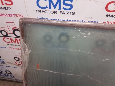Massey Ferguson 200, 300, 600, Landini Cab Windshield 3301875m1, 3301875m3 - Скло та запчастини в категорії Трактори: фото 3 Massey Ferguson 200, 300, 600, Landini Cab Windshield 3301875m1, 3301875m3 - Скло та запчастини в категорії Трактори: фото 3