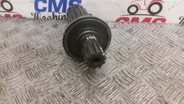 Massey Ferguson 50b Transmission Gear Shaft 17 Teeth. Please Check By Photos. - Трансмісія: фото 2 Massey Ferguson 50b Transmission Gear Shaft 17 Teeth. Please Check By Photos. - Трансмісія: фото 2