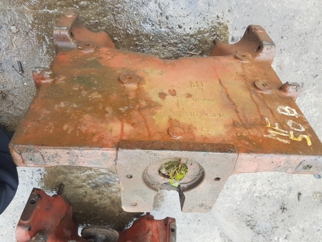 Передня вісь в категорії Екскаватори-навантажувачі Massey Ferguson 50h, 50hx, Front Axle Casting 3510463m1: фото 8