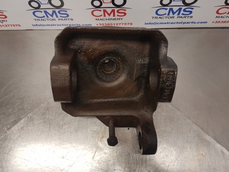 Поворотний кулак в категорії Трактори Massey Ferguson 5455, 5425, 5435 Front Steering Knuckle Spindle Rhs 3765753r1: фото 10