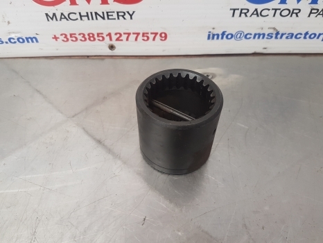 Massey Ferguson 5455 Sleeverear Axle Differential 3382121m3 - Диференціал в категорії Трактори: фото 2 Massey Ferguson 5455 Sleeverear Axle Differential 3382121m3 - Диференціал в категорії Трактори: фото 2