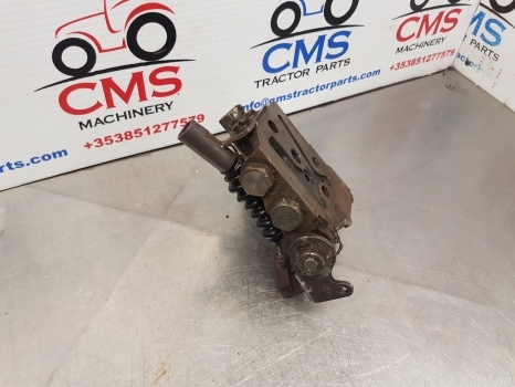 Massey Ferguson 675, 399, 372n, 375, 4225, 4255 Hydraulic Valve Assy 1679099m95 - Гідравлічний клапан в категорії Трактори: фото 4 Massey Ferguson 675, 399, 372n, 375, 4225, 4255 Hydraulic Valve Assy 1679099m95 - Гідравлічний клапан в категорії Трактори: фото 4
