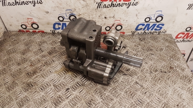Massey Ferguson 690, 699, 590, 575 Hydraulic Lift Pump 1665610m2, 1675125m92 - Гідронасос в категорії Трактори: фото 1 Massey Ferguson 690, 699, 590, 575 Hydraulic Lift Pump 1665610m2, 1675125m92 - Гідронасос в категорії Трактори: фото 1