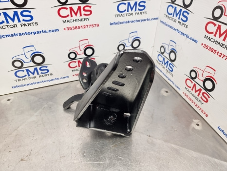 Massey Ferguson 7719, Claas, Mf, Front Mudguard Bracket Kit Rh 4273671m1 - Крило: фото 3 Massey Ferguson 7719, Claas, Mf, Front Mudguard Bracket Kit Rh 4273671m1 - Крило: фото 3