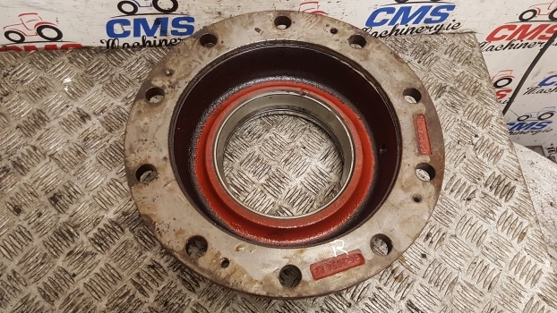 Massey Ferguson 8100 And 8200 Series Hub 3429854m2 - Маточина в категорії Трактори: фото 2 Massey Ferguson 8100 And 8200 Series Hub 3429854m2 - Маточина в категорії Трактори: фото 2