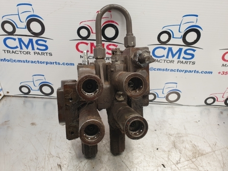 Massey Ferguson Hydraulic Spool Valves 3616205m91, 3582523m1, 3582517m1 - Гідравлічний клапан в категорії Трактори: фото 1 Massey Ferguson Hydraulic Spool Valves 3616205m91, 3582523m1, 3582517m1 - Гідравлічний клапан в категорії Трактори: фото 1