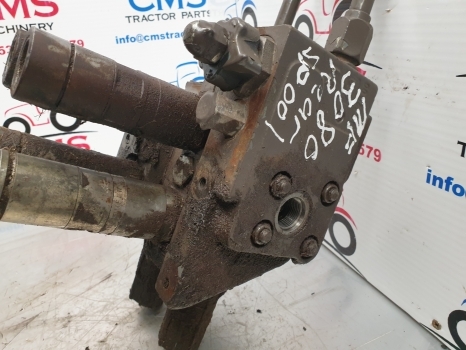 Massey Ferguson Hydraulic Spool Valves 3616205m91, 3582523m1, 3582517m1 - Гідравлічний клапан в категорії Трактори: фото 4 Massey Ferguson Hydraulic Spool Valves 3616205m91, 3582523m1, 3582517m1 - Гідравлічний клапан в категорії Трактори: фото 4