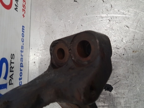 Mccormick Case Mxc, Mc Mc100 Front Axle Support Bracket Rear 138533, 318588a1 - Підвіска в категорії Трактори: фото 4 Mccormick Case Mxc, Mc Mc100 Front Axle Support Bracket Rear 138533, 318588a1 - Підвіска в категорії Трактори: фото 4