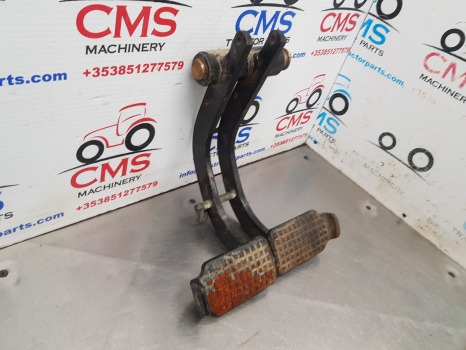New Holland Fiat 6635, 35, Tl, L, 60, M Series Brake Pedals Complete 82001585 - Деталі гальмівної системи в категорії Сільськогосподарська техніка: фото 3 New Holland Fiat 6635, 35, Tl, L, 60, M Series Brake Pedals Complete 82001585 - Деталі гальмівної системи в категорії Сільськогосподарська техніка: фото 3