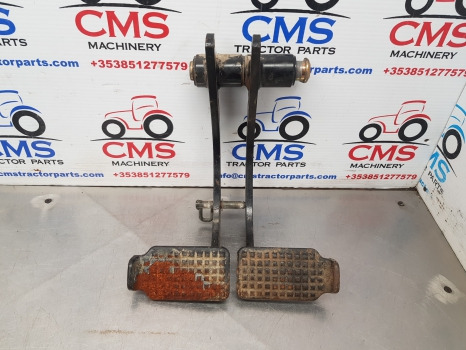 New Holland Fiat 6635, 35, Tl, L, 60, M Series Brake Pedals Complete 82001585 - Деталі гальмівної системи в категорії Сільськогосподарська техніка: фото 1 New Holland Fiat 6635, 35, Tl, L, 60, M Series Brake Pedals Complete 82001585 - Деталі гальмівної системи в категорії Сільськогосподарська техніка: фото 1