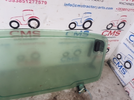 New Holland T5.95, T5.85, T5.115, T4.95, T4.115 Cab Roof Window Assy 47693977 - Скло та запчастини в категорії Трактори: фото 4 New Holland T5.95, T5.85, T5.115, T4.95, T4.115 Cab Roof Window Assy 47693977 - Скло та запчастини в категорії Трактори: фото 4