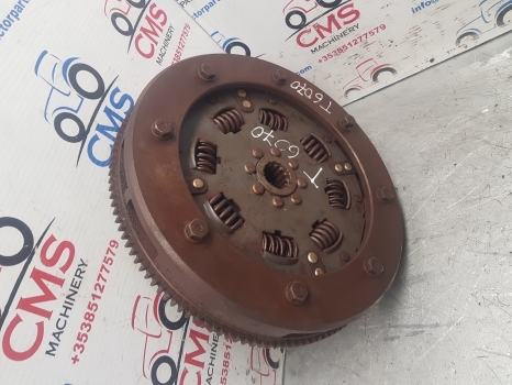 New Holland T6000, T7, T7000 T6070 Engine Flywheel Complete 87300081; 87300082 - Маховик в категорії Трактори: фото 4 New Holland T6000, T7, T7000 T6070 Engine Flywheel Complete 87300081; 87300082 - Маховик в категорії Трактори: фото 4
