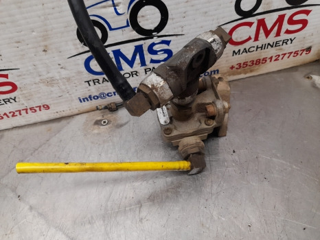 New Holland T7030 Air Trailer Brake Valve, Check Valve 82033387, 9735000000, - Гальмівний клапан в категорії Сільськогосподарська техніка: фото 4 New Holland T7030 Air Trailer Brake Valve, Check Valve 82033387, 9735000000, - Гальмівний клапан в категорії Сільськогосподарська техніка: фото 4