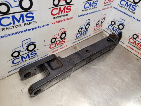 New Holland Tm, Ford 40 Series Tm120 Draw Bar Hook 82014755, 82014758, 82027753 - Рама/ Шасі: фото 2 New Holland Tm, Ford 40 Series Tm120 Draw Bar Hook 82014755, 82014758, 82027753 - Рама/ Шасі: фото 2